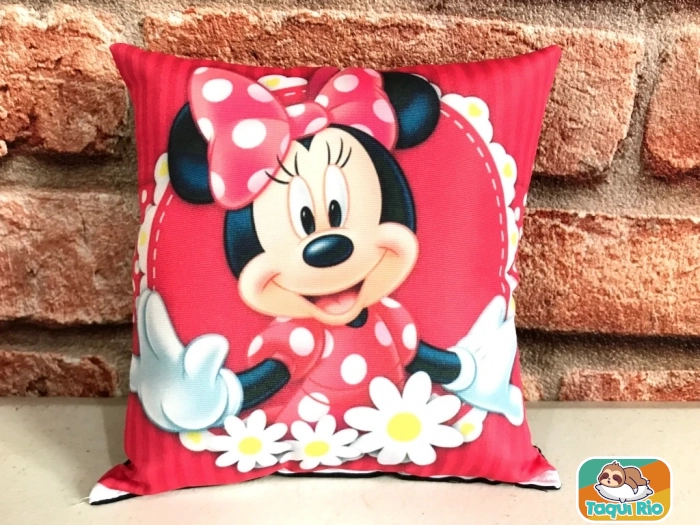 Almofada Decorativa Mickey Minnie quadrada  30x30cm